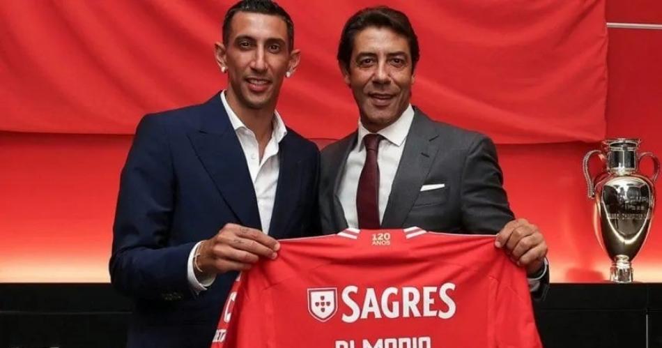 Rui Costa confirmoacute que Aacutengel Di Mariacutea se quedaraacute un antildeo maacutes en el Benfica