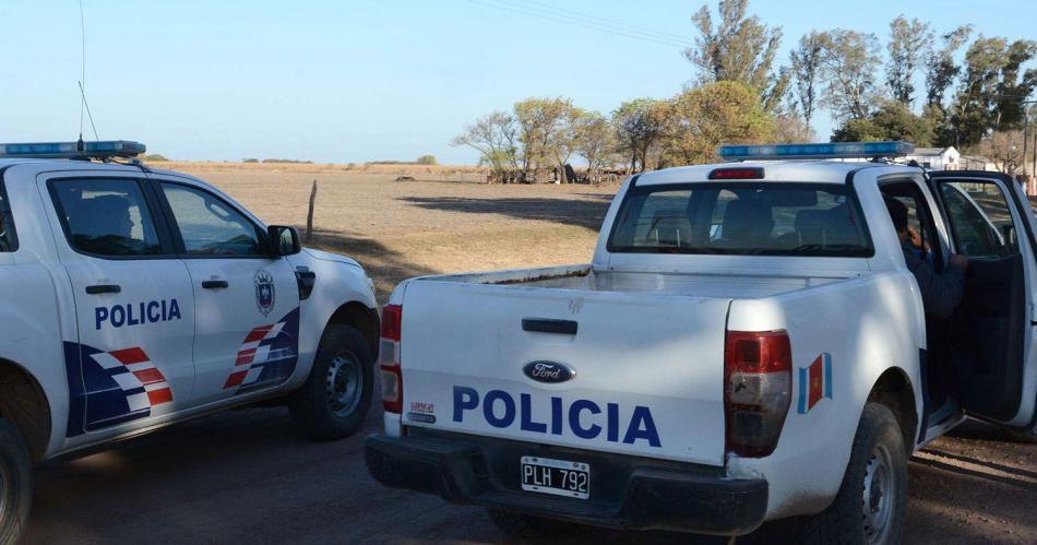 Gritos y dantildeos materiales en una finca de Los Flores