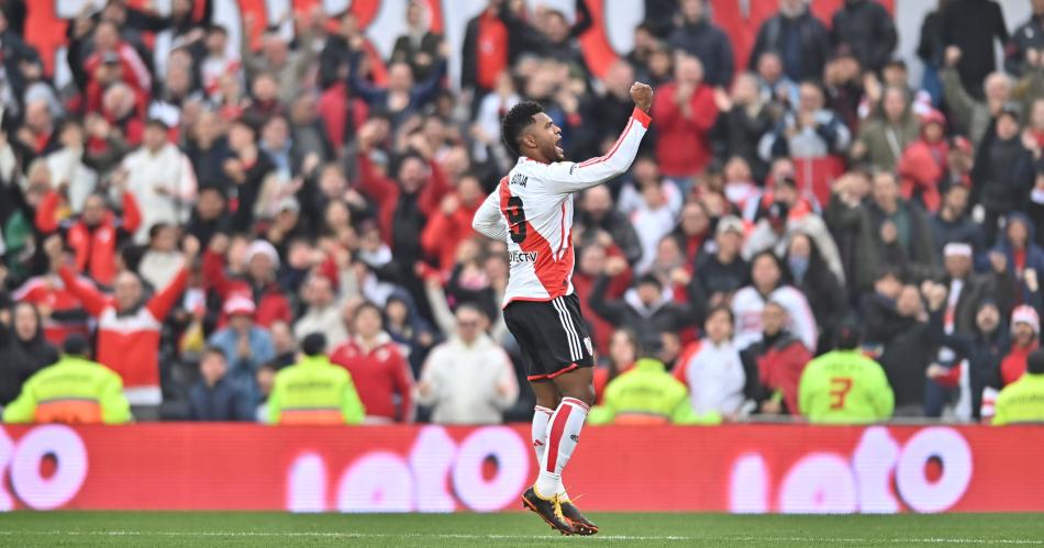 River empatoacute con Lanuacutes en un partido para el infarto en el Monumental