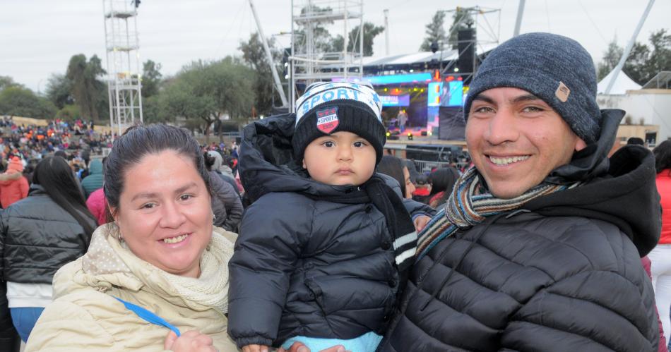 LOS AMIGOS CELEBRARON EN ANtildeORANZAS