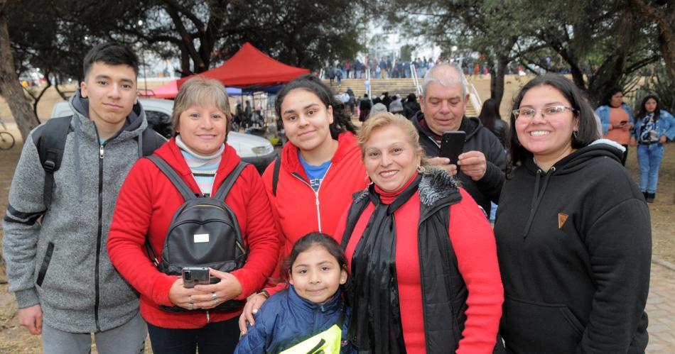 LOS AMIGOS CELEBRARON EN ANtildeORANZAS