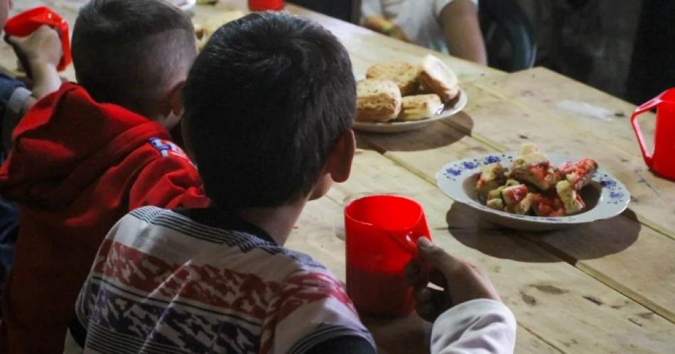 Unicef advierte que un milloacuten y medio de chicos saltea una comida por diacutea