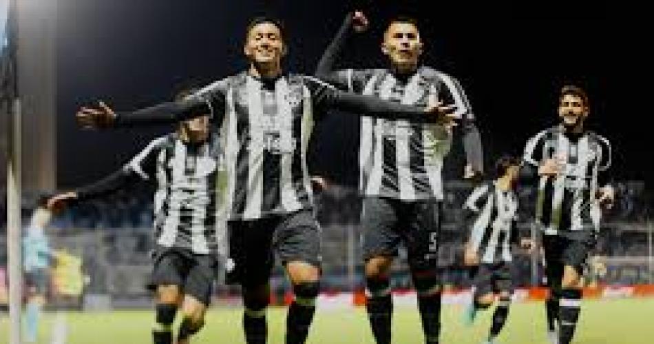 Copa Argentina- Central Coacuterdoba enfrentaraacute a Newells en San Nicolaacutes 