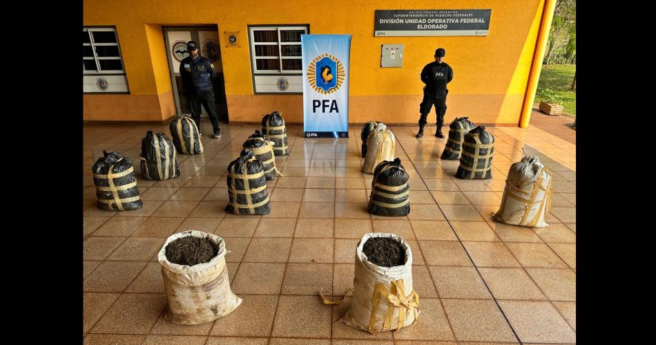 Decomisan 14 bultos con flores de cannabis sativa por un peso de 200 kilos