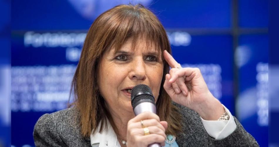 Bullrich furiosa con los diputados del PRO que rechazaron el DNU sobre la SIDE