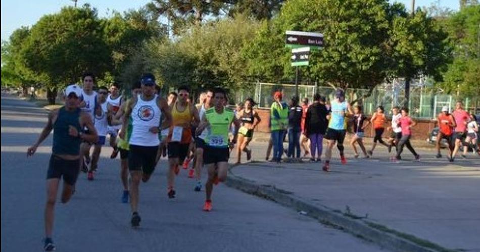 En el marco de los 150 antildeos de Friacuteas se prepara la Carrera de la Amistad