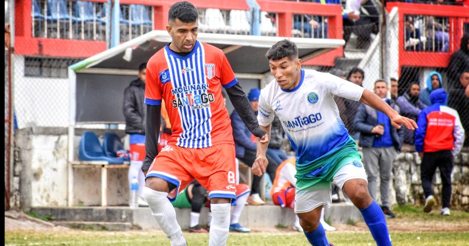 Unioacuten Santiago goleoacute a Yanda y es semifinalista de la Copa de Oro