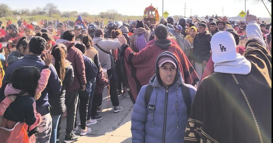 Una multitud de devotos honroacute al Sentildeor San Gil