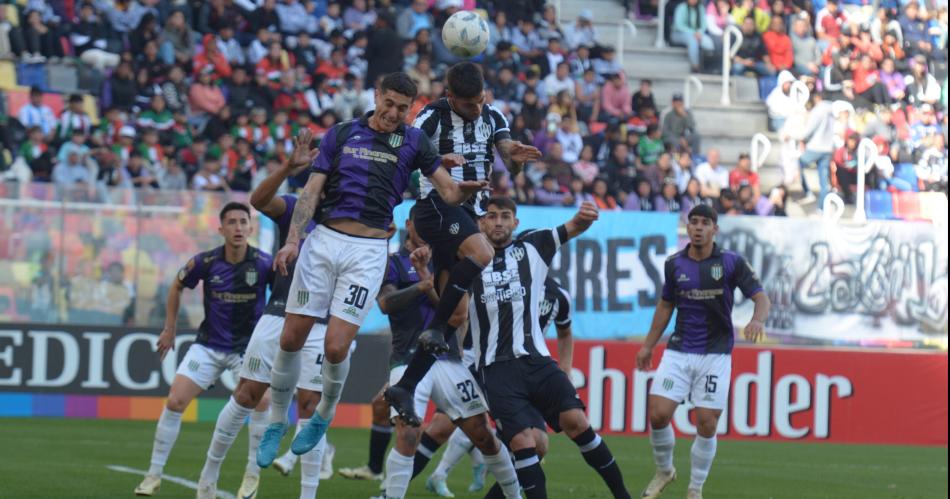 Central no pudo con Banfield y sigue en descenso