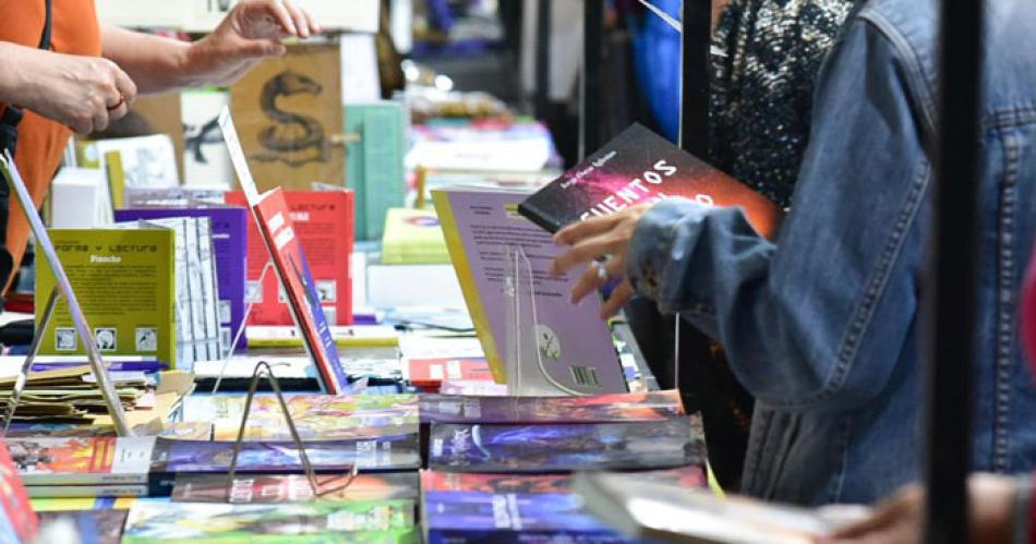 Arranca hoy la 2ordf Feria del Libro Municipal Entre rieles y letras