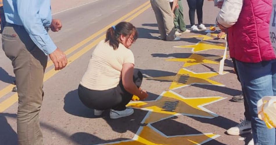 Realizaron diversos actos a diez antildeos de la tragedia del Simbol