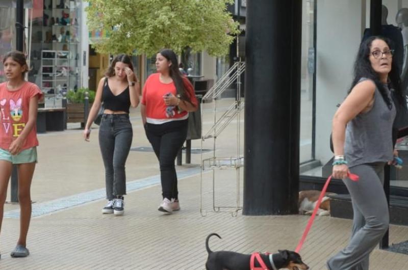 Santiago tendraacute una primavera con temperaturas superiores a la normal