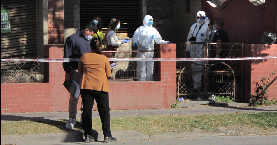 Sin piedad- exconvicto asesinoacute a una jubilada a golpes le destrozoacute la cabeza con un block