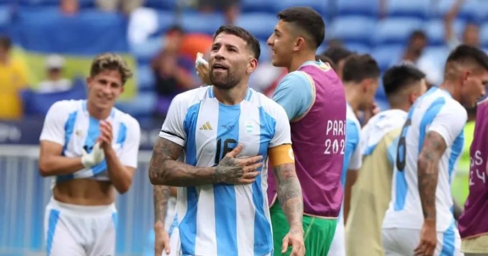 Sin Messi en cancha quieacuten seraacute el capitaacuten de la Seleccioacuten Argentina ante Chile