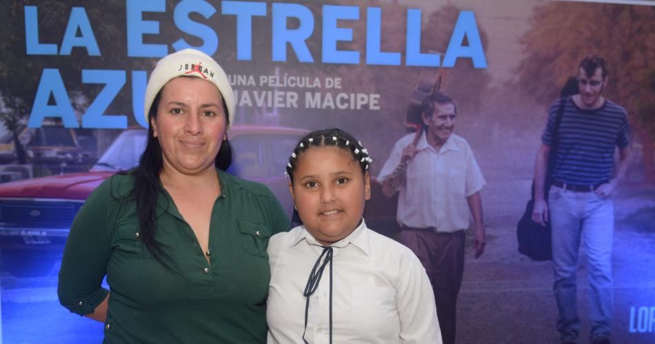 LA ESTRELLA AZUL BRILLA EN SANTIAGO