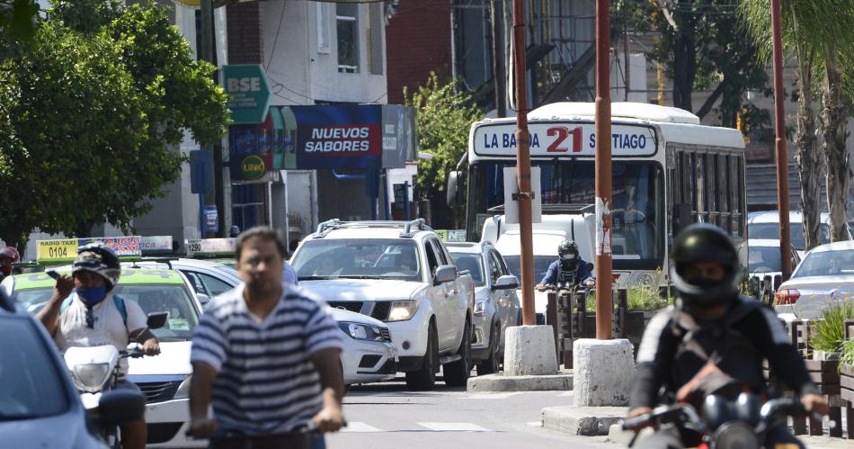 Se levantoacute el paro de transporte en Santiago del Estero tras conciliacioacuten obligatoria