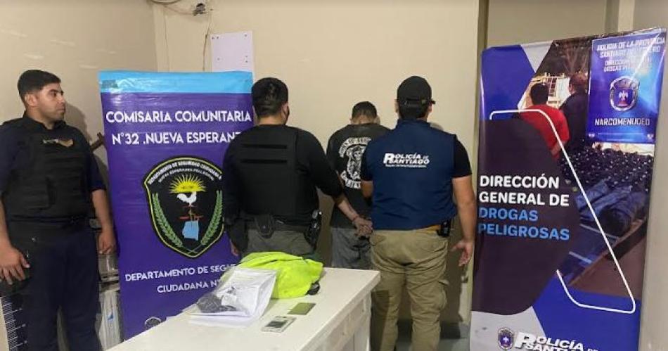 Detienen a un hombre con cocaiacutena en la Terminal de Nueva Esperanza