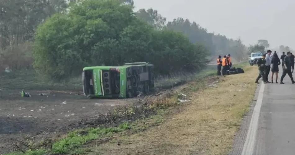 Lunes negro- cuatro muertos tras el duro choque entre un oacutemnibus y un automoacutevil