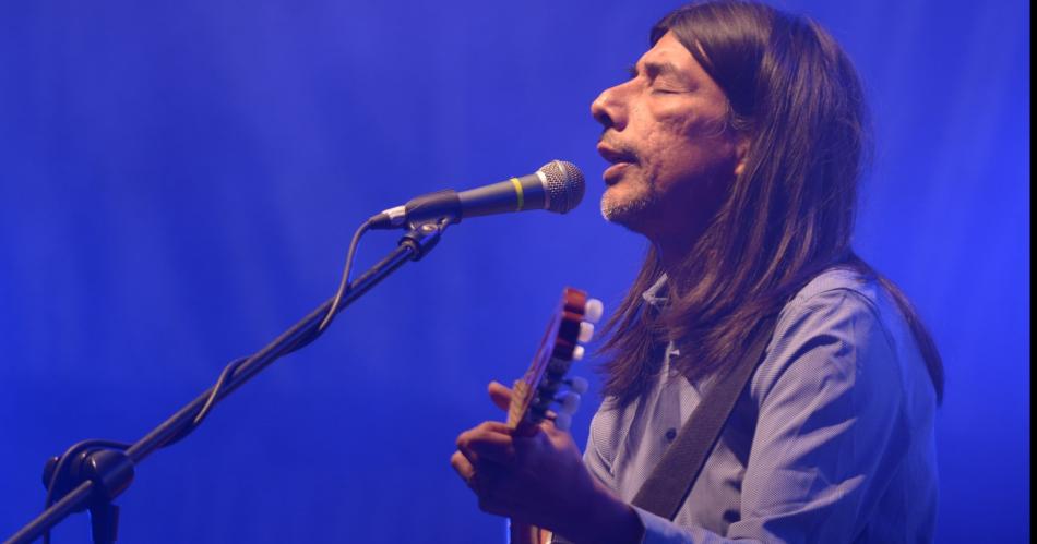 Pablo Carabajal brilla con su obra musical en el filme La Estrella Azul y en la obra teatral Rosendo VII