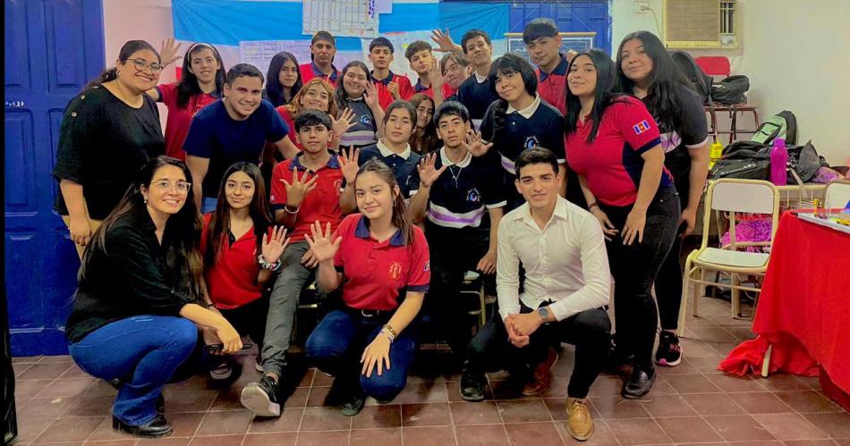 El colegio Lourdes presentoacute un Museo Interactivo bandentildeo