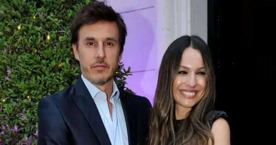 iquestMaacutes problemas Allanariacutean la casa de Pampita y Roberto Garciacutea Moritaacuten