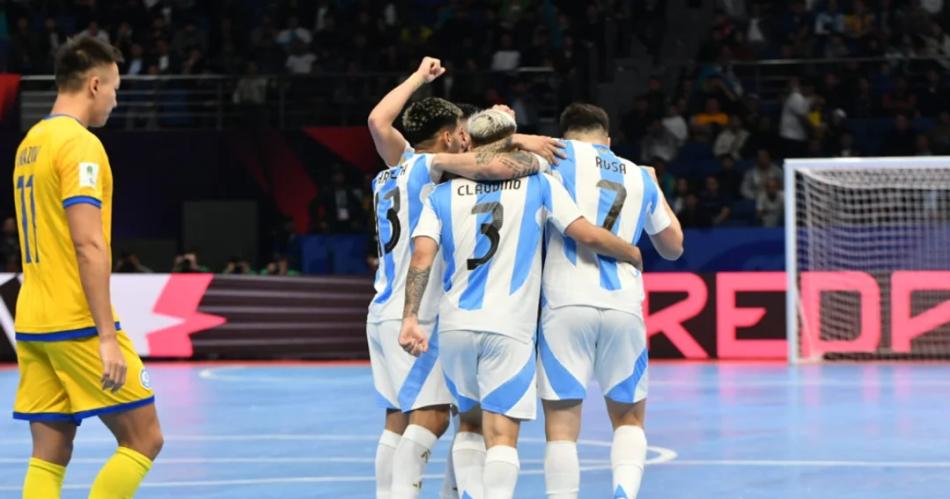 La Seleccioacuten Argentina de futsal goleoacute y jugaraacute la semifinal ante Francia