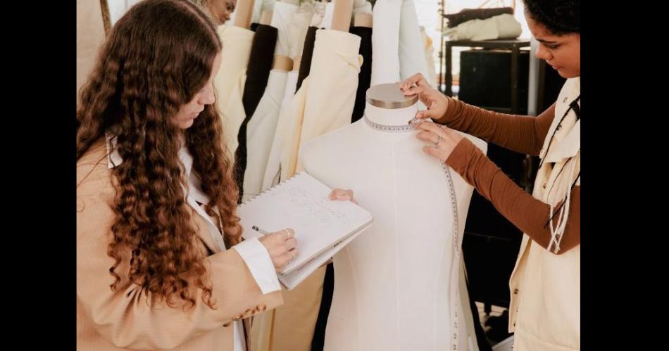 El CCB dictaraacute taller sobre nueva teacutecnica textil de moda sostenible