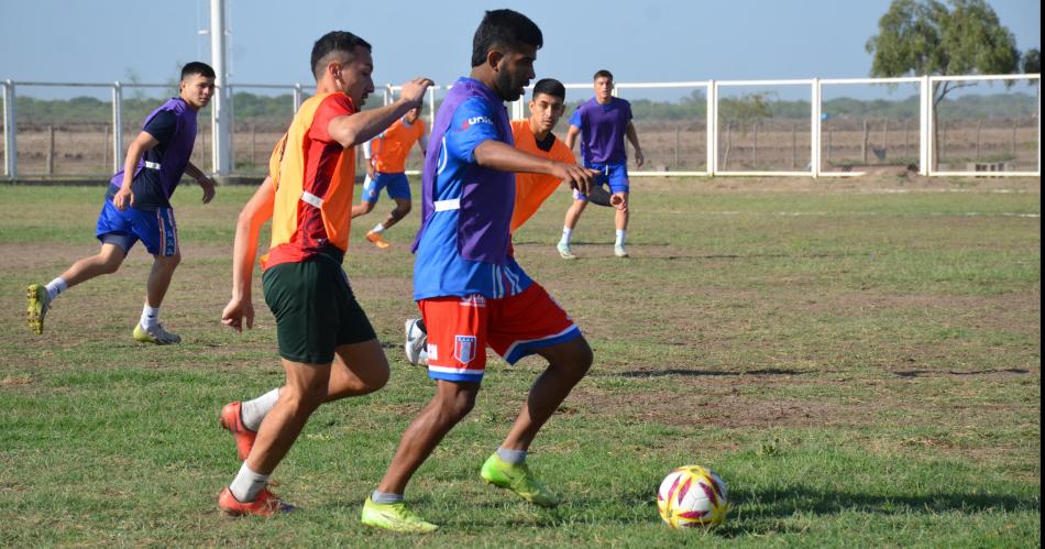 Unioacuten Santiago debuta en Loreto ante Unioacuten Obrera