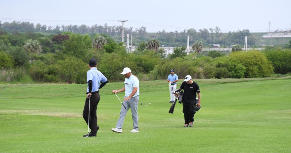 Se disputoacute la tercera jornada del Andreacutes Romero Invitational en el Termas de Riacuteo Hondo Golf Club 