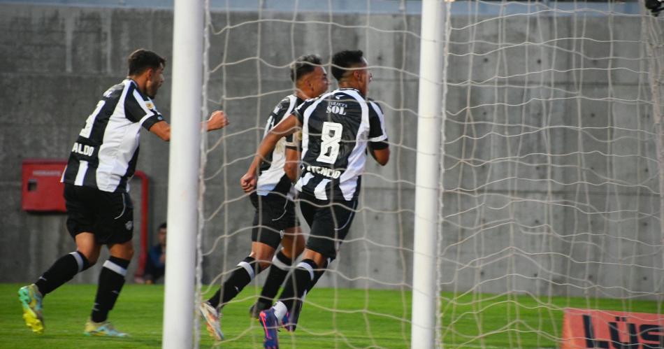 Suentildea despierto- Central Coacuterdoba otra vez en la final de la Copa Argentina