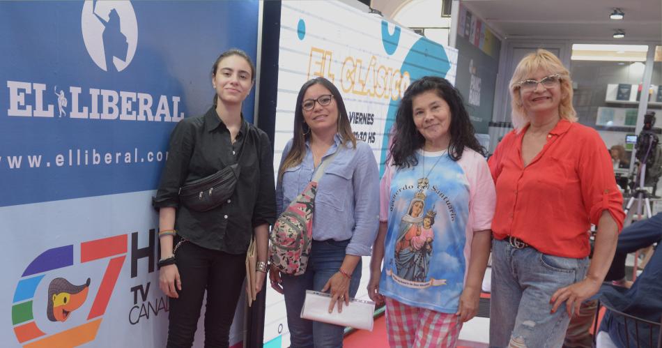 IMPERDIBLE PASEO POR LA FERIA DEL LIBRO