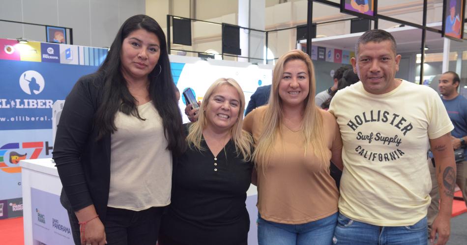 IMPERDIBLE PASEO POR LA FERIA DEL LIBRO