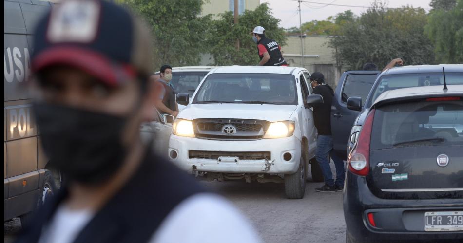 Doce allanamientos tras la pelea de facciones del Ferro- dos detenidos