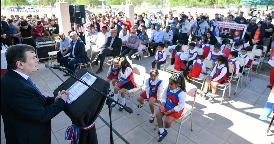 El gobernador Zamora inauguroacute dos jardines de infantes y obras en una escuela primaria en el departamento Pellegrini