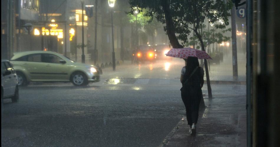 Postales de la lluvia- Algunas calles se encuentran inundadas 