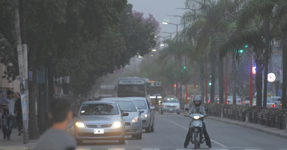 Santiago del Estero tendraacute un arranque de semana con fuertes vientos y probables tormentas