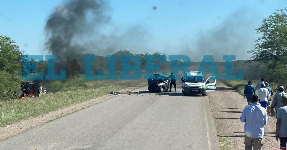 VIDEO Terrible accidente cerca de Vilelas terminoacute con una camioneta incendiada y un muerto