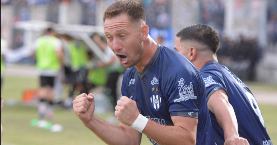 Sarmiento le ganoacute a Germinal y jugaraacute la final por el ascenso