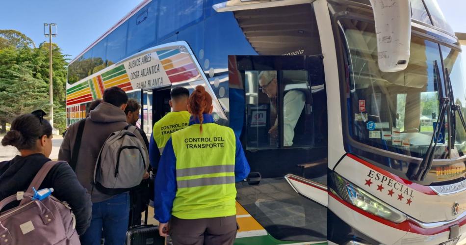 Maacutes de 8300 vehiacuteculos fiscalizados durante el fin de semana largo en distintos puntos del paiacutes