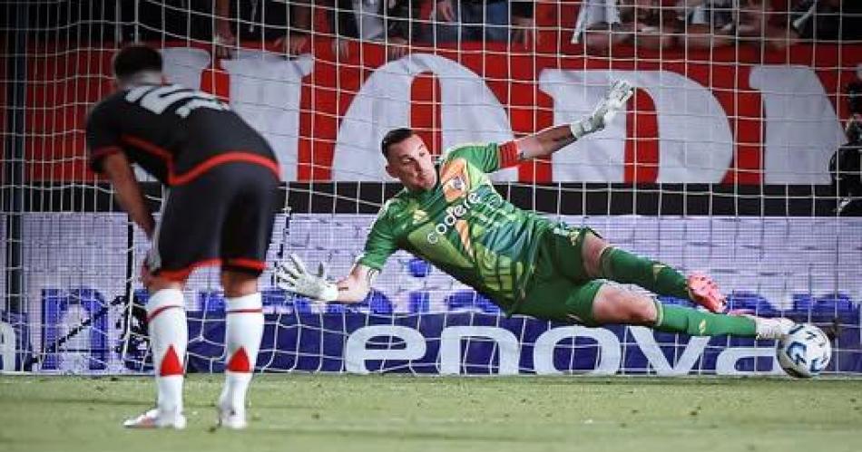 Triunfazo de River ante Estudiantes con un Franco Armani brillante