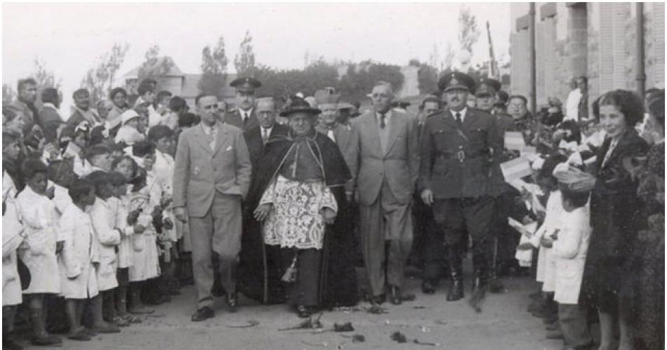 Los cardenales argentinos 90 antildeos de la vida de la iglesia en el paiacutes