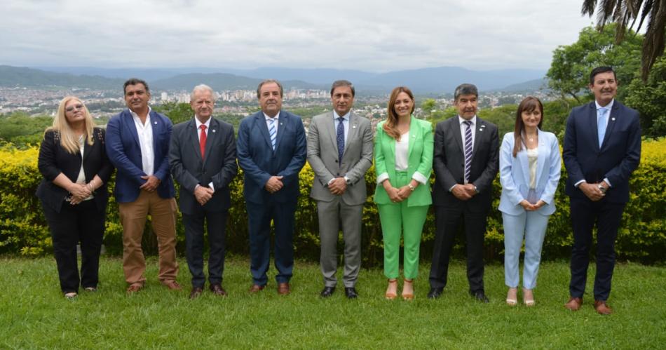 La Junta Ejecutiva del Parlamento del Norte Grande argentino se reunioacute en Jujuy