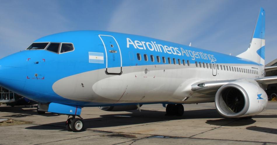 Otra vez Aeroliacuteneas Argentinas con deficiente servicio- caos y enojo