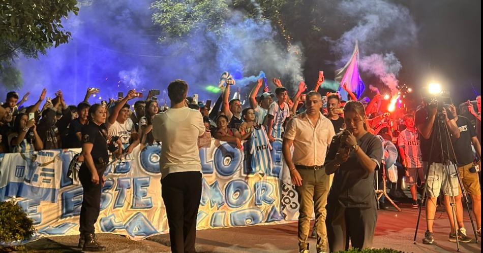 Locura por la Academia en Santiago