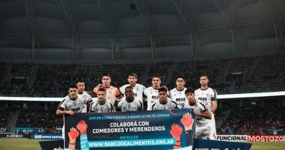 Asiacute forma Central Coacuterdoba ante Veacutelez en la gran final