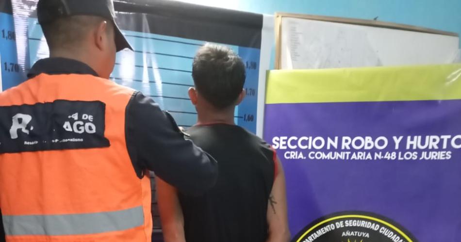 Preso por robar bienes y casi  80 mil desde el auto de una docente