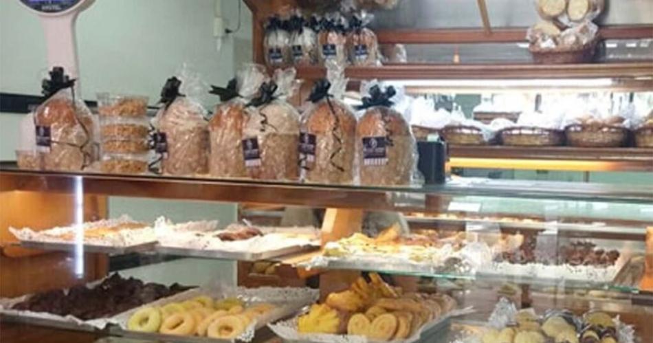 Desmantelaron una panaderiacutea y se llevaron toda la produccioacuten de pan dulce para las Fiestas