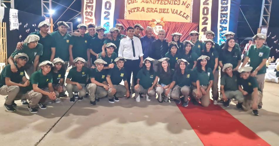 Se graduaron 32 nuevos teacutecnicos del Colegio Agroteacutecnico Nordm 6 de Los Juriacutees