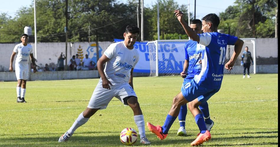 Central Argentino aplastoacute a Faacutebrica de Weisburd y avanza en el Regional