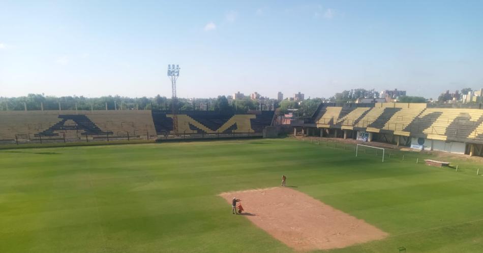 Mitre prepara el campo de juego de cara a la nueva temporada